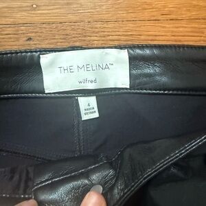 Aritzia Wilfred Melina black leather pants